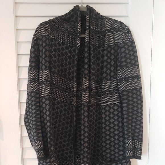 BCBGMAXAZRIA Shadia Textured Jacquard Sweater Coat in Black and Gray Size Small - Picture 2 of 12